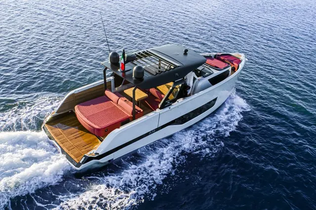 Cranchi A46 — Luxury Yacht Sardinia, Sardinia