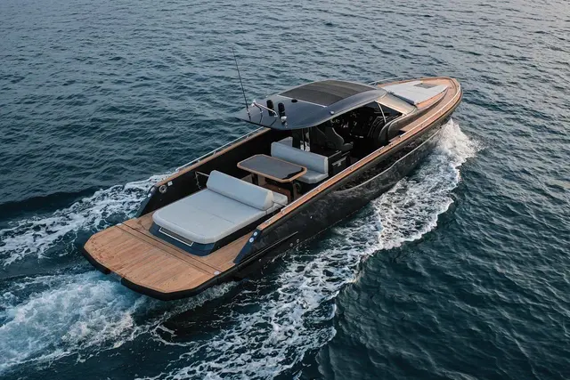 Forza 37 — Luxury Yacht Sardinia, Sardinia