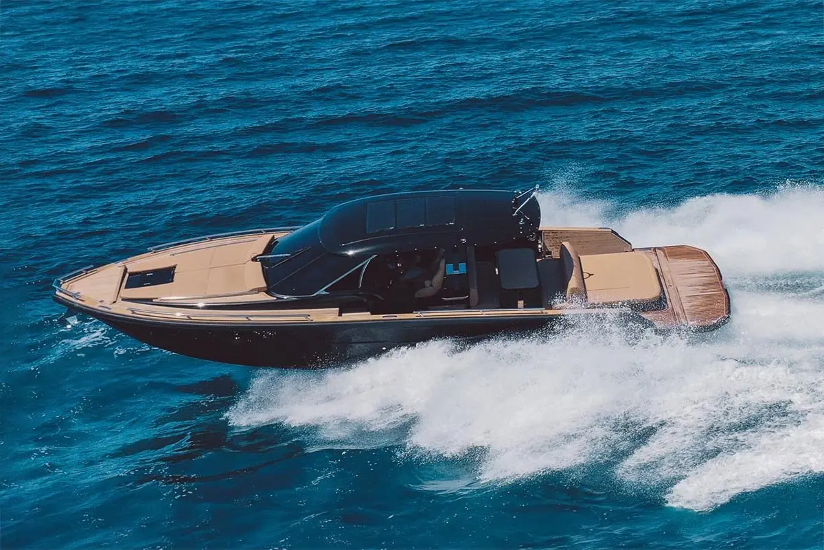 Forza 37, main deck — Luxury Yacht Sardinia, Sardinia. A fast day-boat built for Costa Smeralda mornings