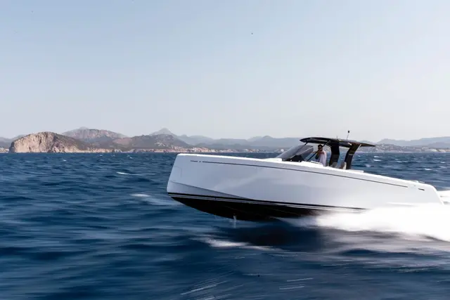 Pardo 38 — Luxury Yacht Sardinia, Sardinia