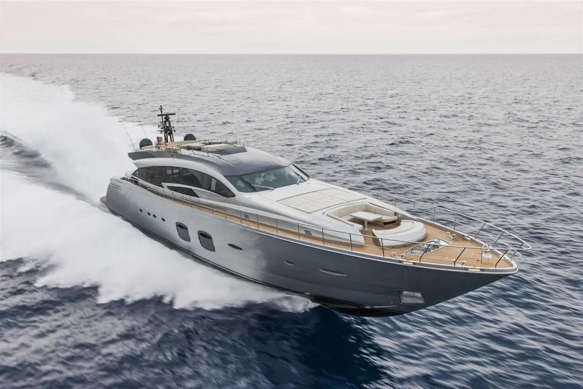 Pardo 38, flybridge — Luxury Yacht Sardinia, Sardinia. Open-deck speed for a single Sardinian day