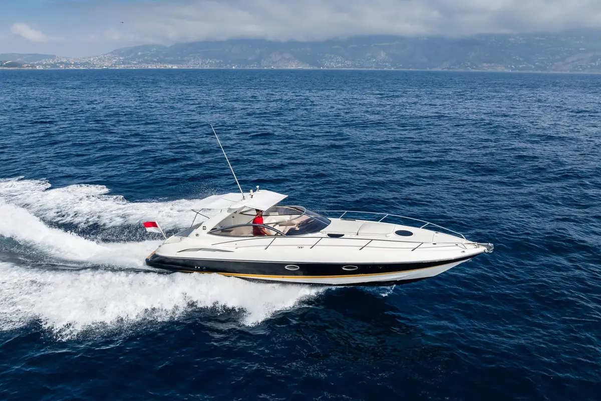 Superhawk 34, exterior — Luxury Yacht Sardinia, Sardinia. Fast, open-deck runs along the Costa Smeralda coast