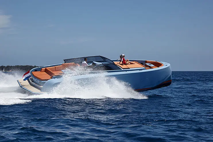 Vanquish VQ60, main deck — Luxury Yacht Sardinia, Sardinia. Fast aluminium lines built for Costa Smeralda days